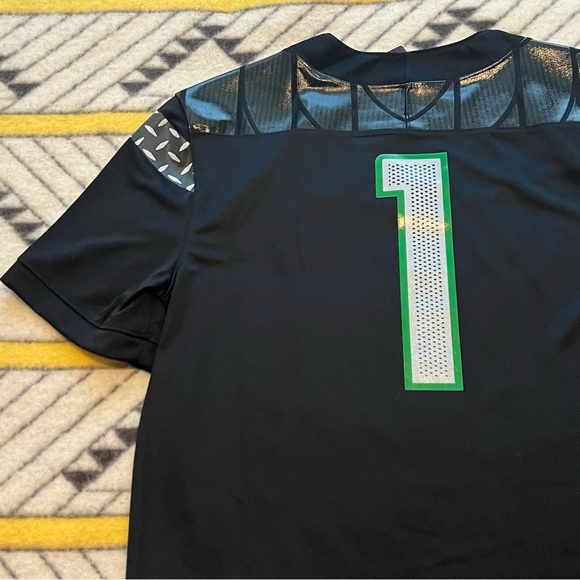 Nike Oregon ducks Football Jersey Black Game Day Tonal Wings & Chrome Diamond #1 - Picture 3 of 16